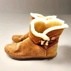 UGG Garnet Boots Women's Size 7 Suede Shearling Chestnut Brown Authentic